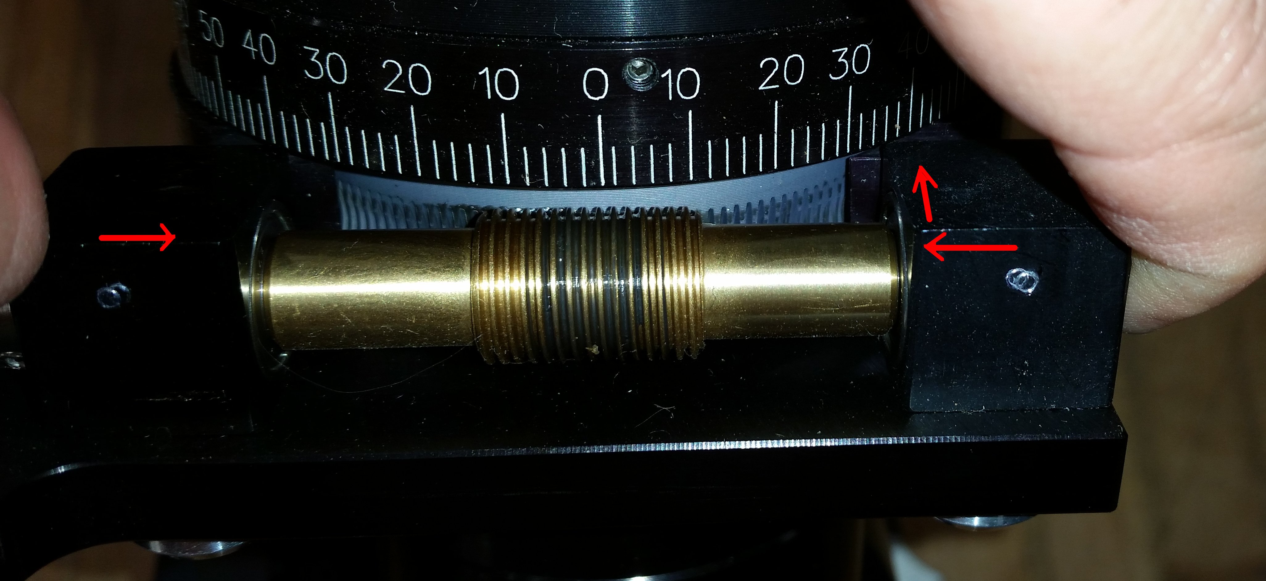 Worm Backlash Adjustment